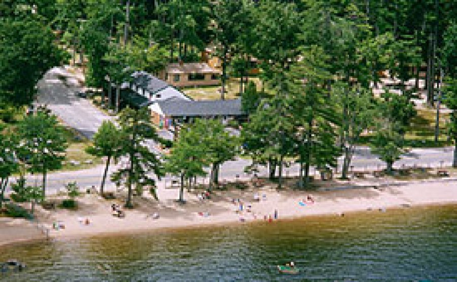 Cabins and cottages for families around Sebago Lake