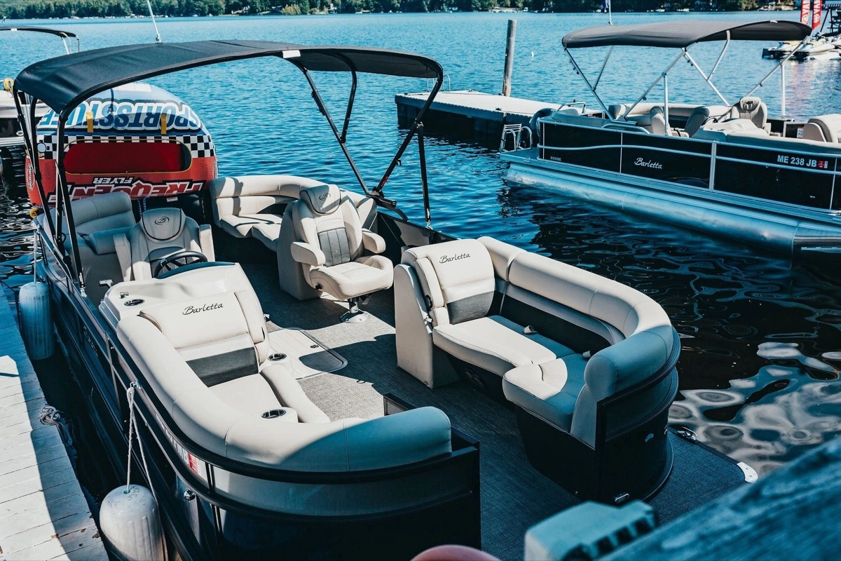 Boat Rentals, Pontoons and Jet Skis near Sebago Lake